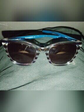 Women’s Clear Frame Sunglasses with Black Lenses